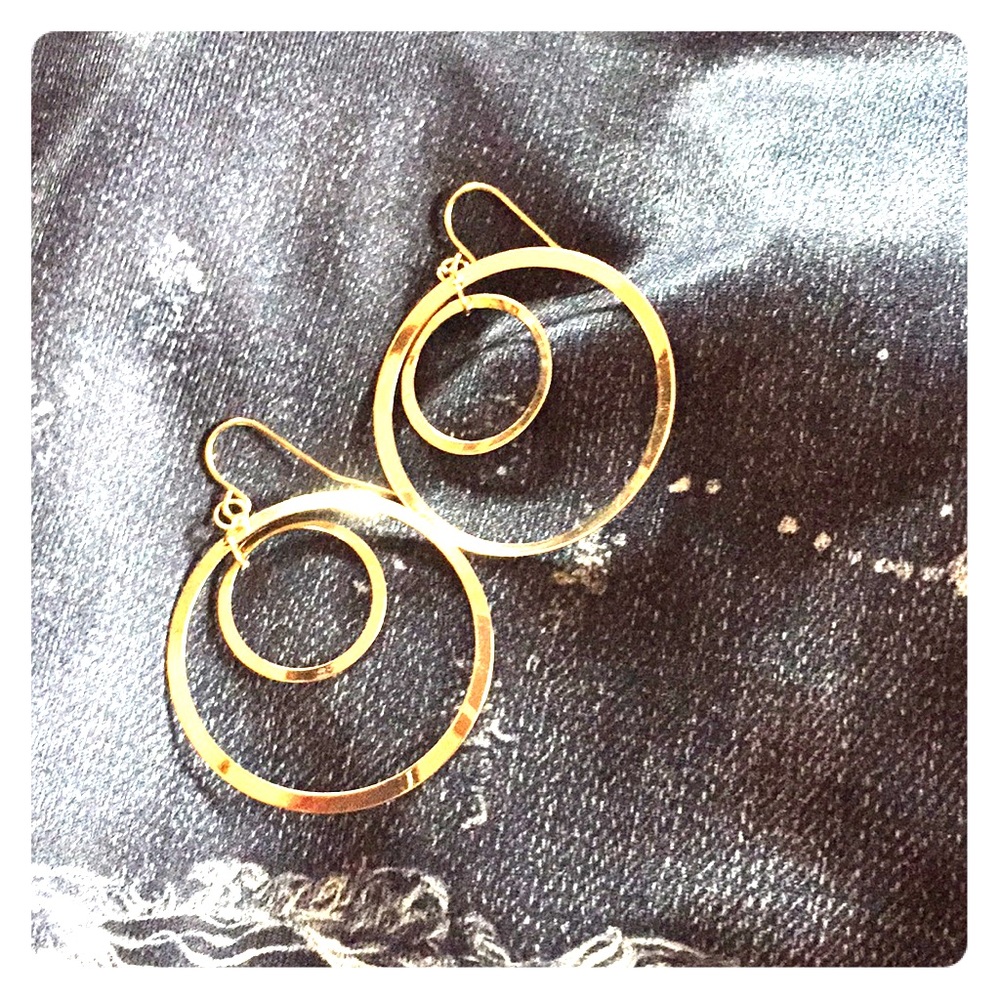 Gold loop Earrings